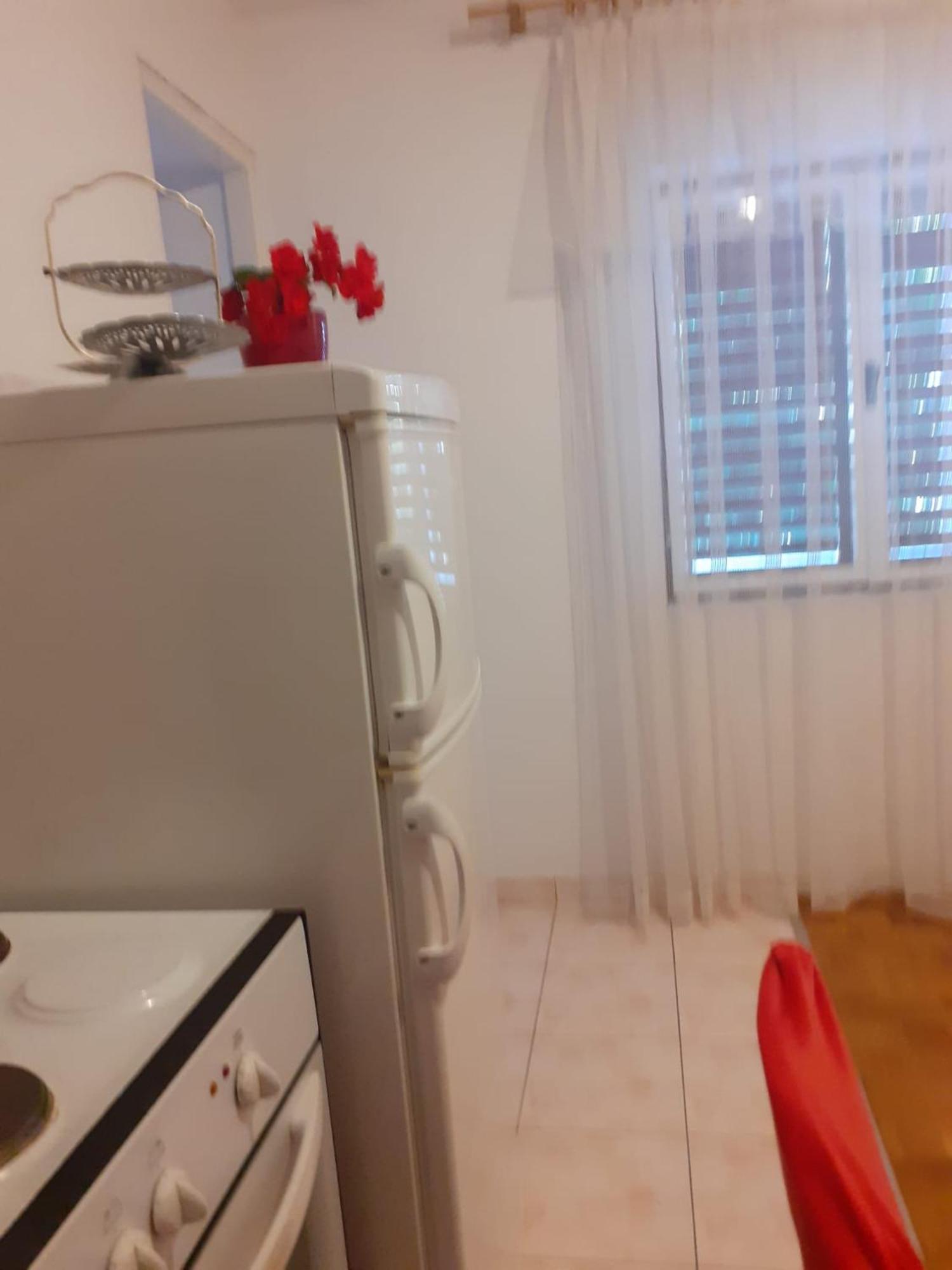 Apartman Sunce Raslina Exterior foto